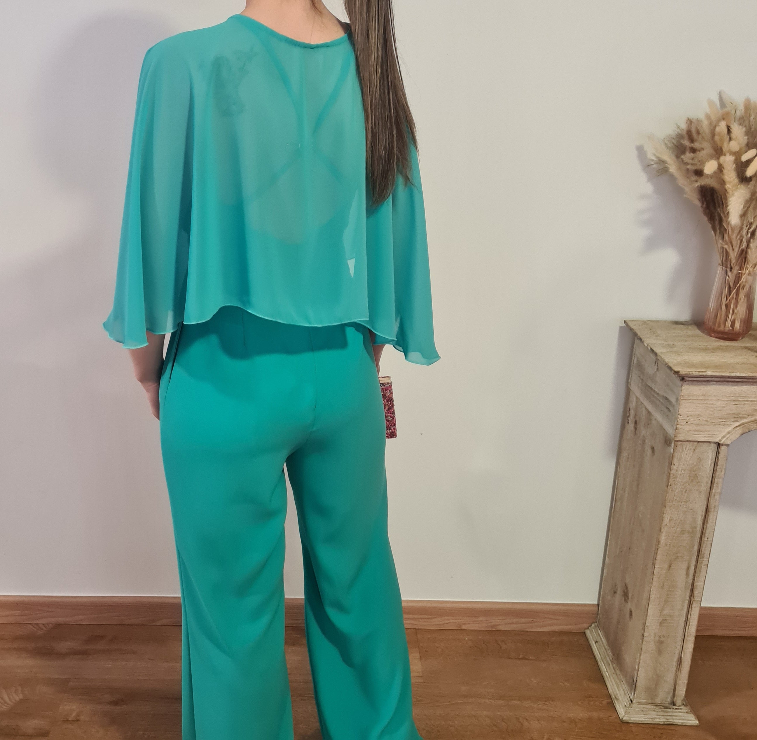 Mono Turquesa Con Capa