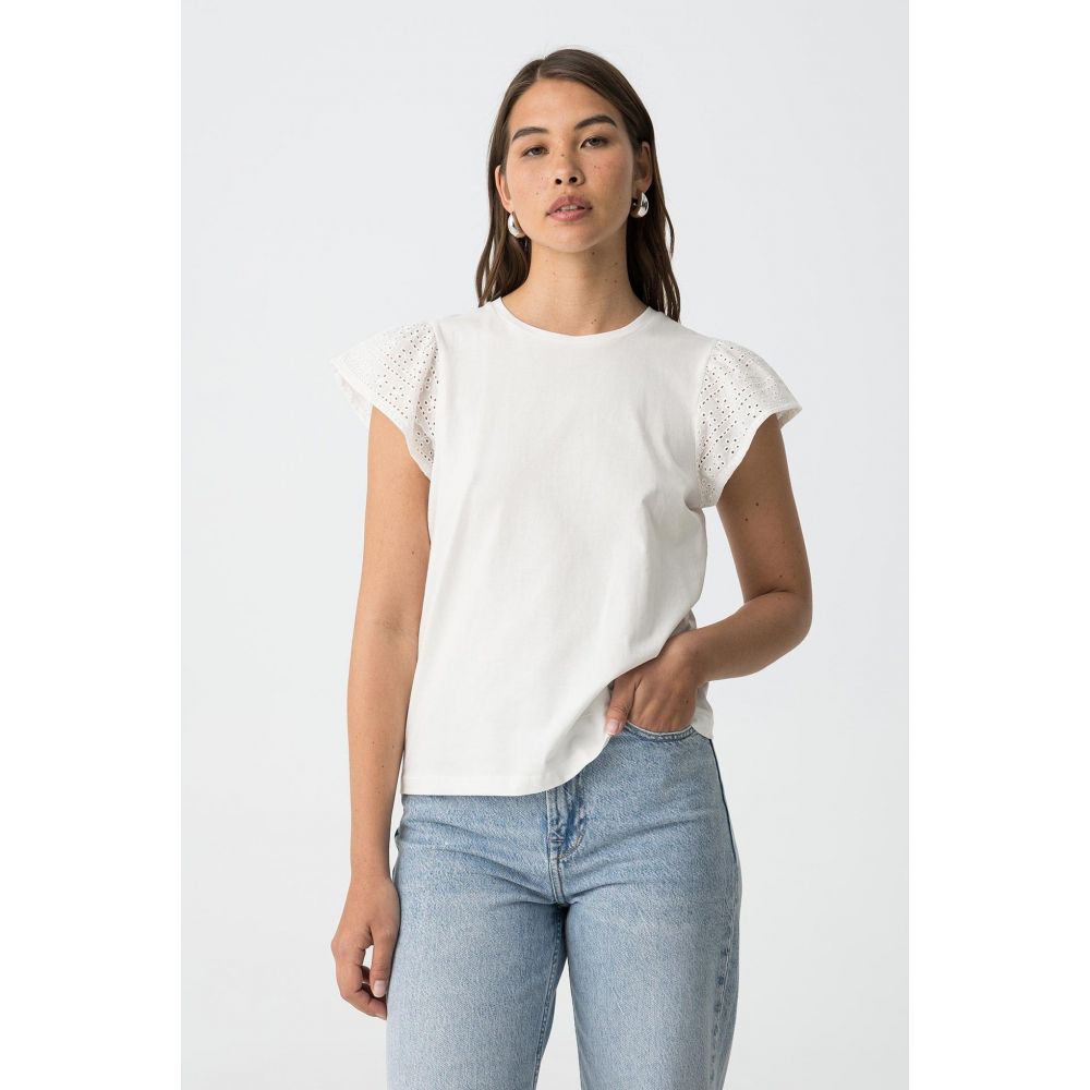 Camiseta Beis Graciosa