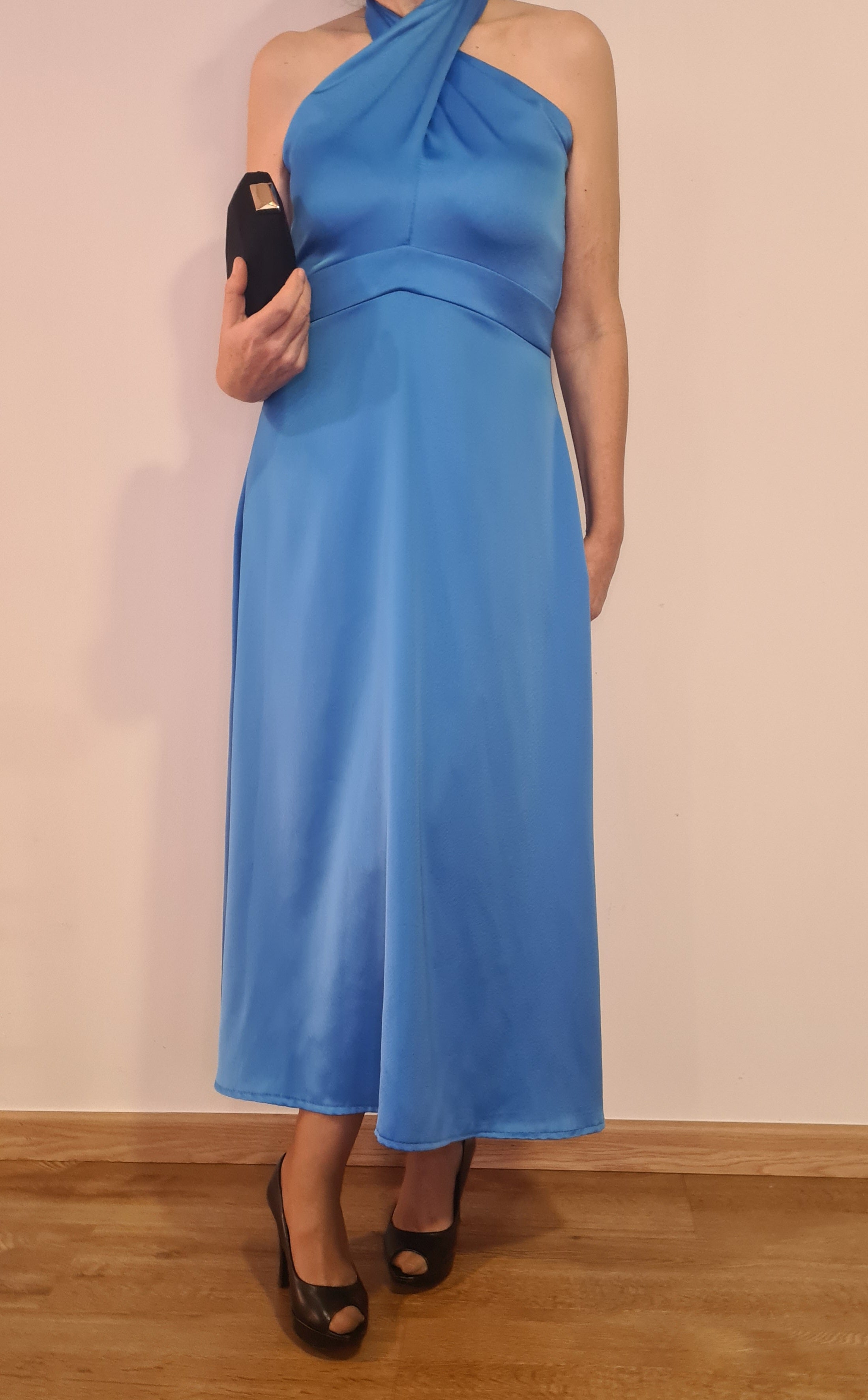 Vestido Cuello Halter Crep Azul