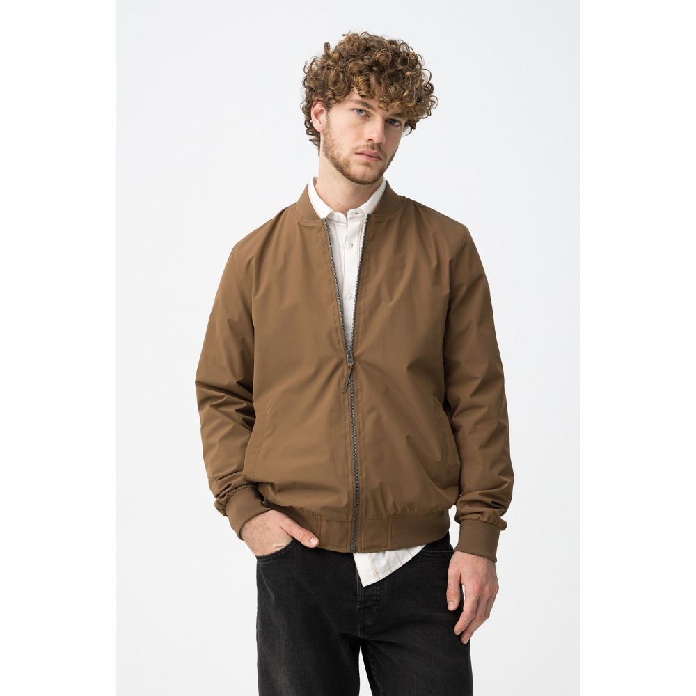 Cazadora Marron Montana